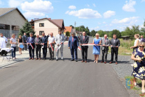 uroczyste_zakonczenie_przebudowy_drogi_powiatowej_w_leniszkach_2021_r-10