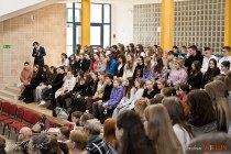 2Q4A4584
