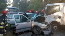 Jedna osoba ranna w wyniku czołowego zderzenia na drodze Wieluń – Turów
