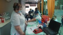 Strażacy w ramach akcji „Ognisty ratownik – gorąca krew” zebrali 16,65 litra krwi
