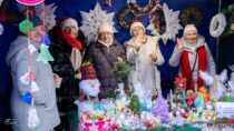 Bogaty Jarmark Bożonarodzeniowy w Wieluniu przyciągnął tłumy mieszkańców