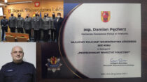 Asp. Damian Pęcherz z KPP w Wieluniu z nagrodą od marszałka Grzegorza Schreibera