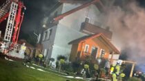 Sześć zastępów straży gasiło pożar w miejscowości Grębień