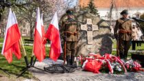 W Wieluniu upamiętniono Dzień Pamięci Zbrodni Katyńskiej