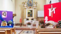 Grób Pański w Parafii św. Marii Magdaleny w Ożarowie – Wielkanoc 2023