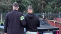 Fałszywe tablice i kradzież BMW. 39-latek zatrzymany