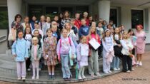 Kolorowy Potwór „porwał” dzieci czyli akcja „Wakacyjna Misja Kultura”