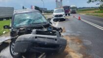 Dwa auta rozbite na DK nr 43. Są utrudnienia