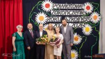 Powiatowe zakończenie roku szkolnego z nagrodami i wzruszającym pożegnaniem