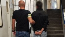 Włamanie i ucieczka do lasu. Policja dopadła 34-latka