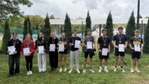 Zofia Glinka i Tomasz Chęciński z II LO mistrzami powiatu wieluńskiego